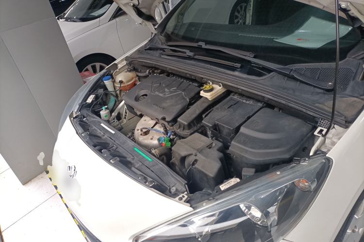 Used Peugeot 308 2014 Enjoyment Edition Classic 1.6L Automatic Fashion Model Engine Bay