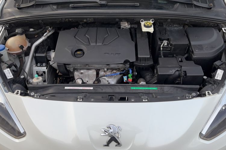 Used Peugeot 308 2014 Enjoy Edition Classic 1.6L Manual YouShang Model Engine Bay