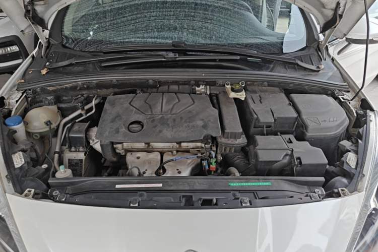 Used Peugeot 308 2014 Enjoyment Edition Classic 1.6L Automatic Fashion Model Engine Bay