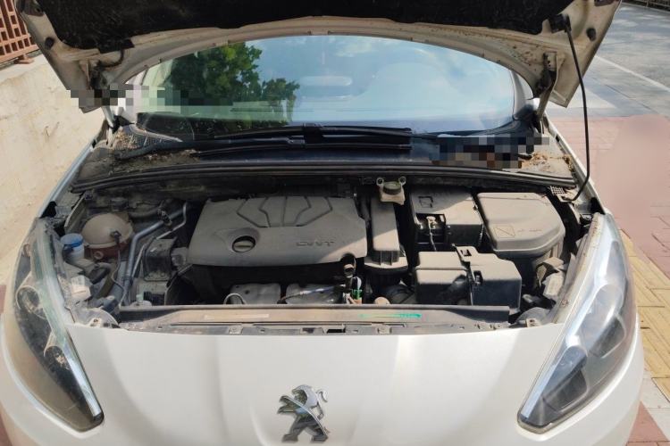Used Peugeot 308 2014 Enjoy Edition Classic 1.6L Manual YouShang Model Engine Bay