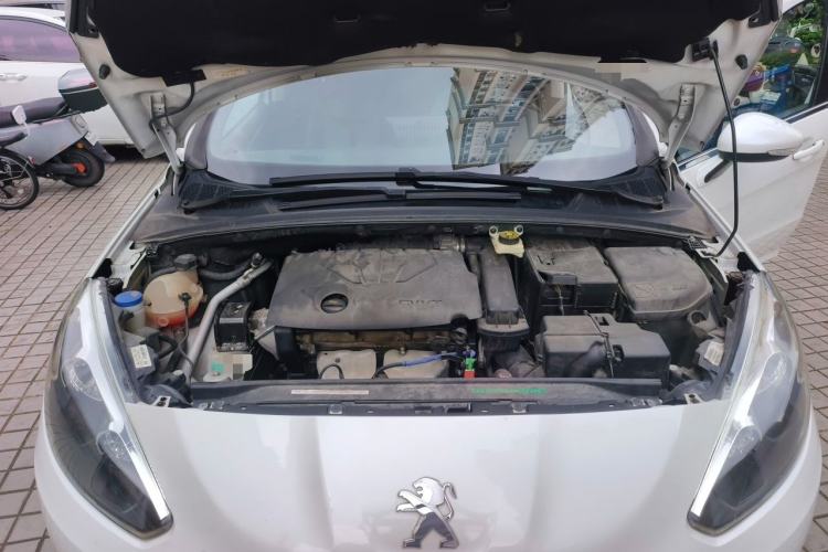 Used Peugeot 308 2014 Enjoyment Edition Classic 1.6L Automatic Fashion Model Engine Bay