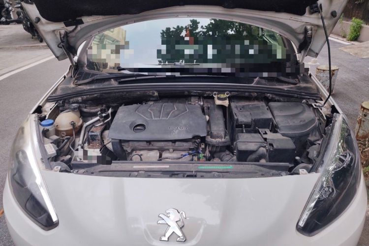 Used Peugeot 308 2014 Enjoy Edition Classic 1.6L Manual YouShang Model Engine Bay