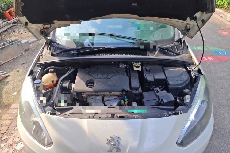 Used Peugeot 308 2014 Enjoy Edition Classic 1.6L Manual YouShang Model Engine Bay