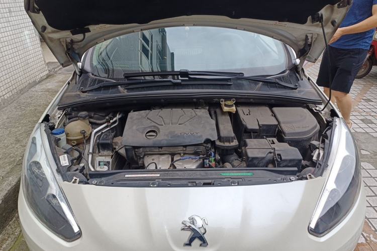 Used Peugeot 308 2014 Enjoyment Edition Classic 1.6L Automatic Fashion Model Engine Bay