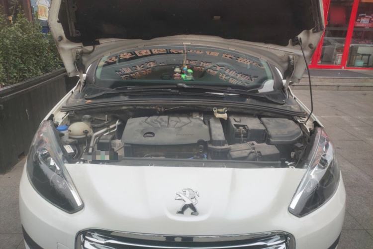 Used Peugeot 308 2014 Enjoy Edition Classic 1.6L Manual YouShang Model Engine Bay