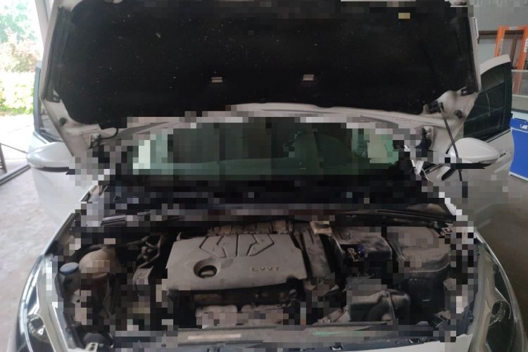 Used Peugeot 308 2014 Enjoy Edition Classic 1.6L Manual YouShang Model Engine Bay