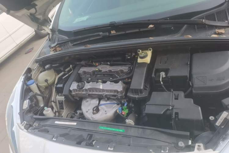 Used Peugeot 308 2014 Enjoyment Edition Classic 1.6L Automatic Fashion Model Engine Bay