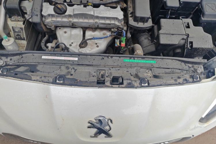 Used Peugeot 308 2014 Enjoy Edition Classic 1.6L Manual YouShang Model Engine Bay