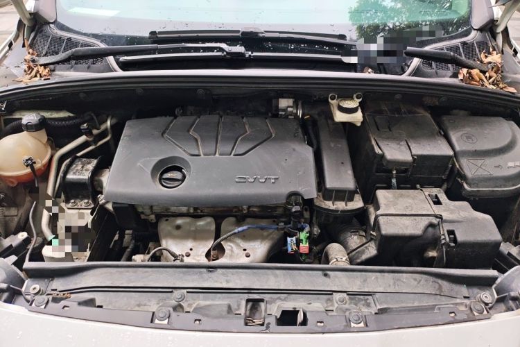 Used Peugeot 308 2014 Enjoy Edition Classic 1.6L Manual YouShang Model Engine Bay