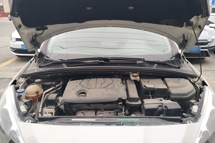 Used Peugeot 308 2014 Enjoy Edition Classic 1.6L Manual YouShang Model Engine Bay