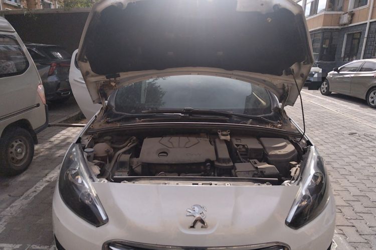 Used Peugeot 308 2014 Enjoy Edition Classic 1.6L Manual YouShang Model Engine Bay