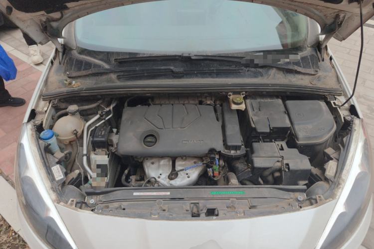 Used Peugeot 308 2014 Enjoy Edition Classic 1.6L Manual YouShang Model Engine Bay