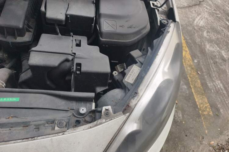 Used Peugeot 308 2014 Enjoyment Edition Classic 1.6L Automatic Fashion Model Engine Bay Left