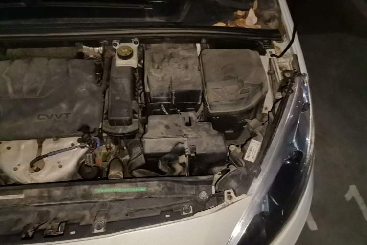 Used Peugeot 308 2014 Enjoy Edition Classic 1.6L Manual YouShang Model Engine Bay Left