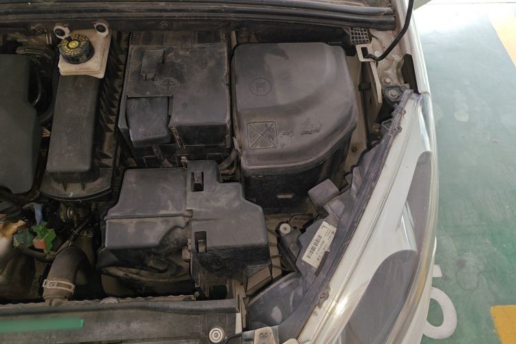 Used Peugeot 308 2014 Enjoyment Edition Classic 1.6L Automatic Fashion Model Engine Bay Left