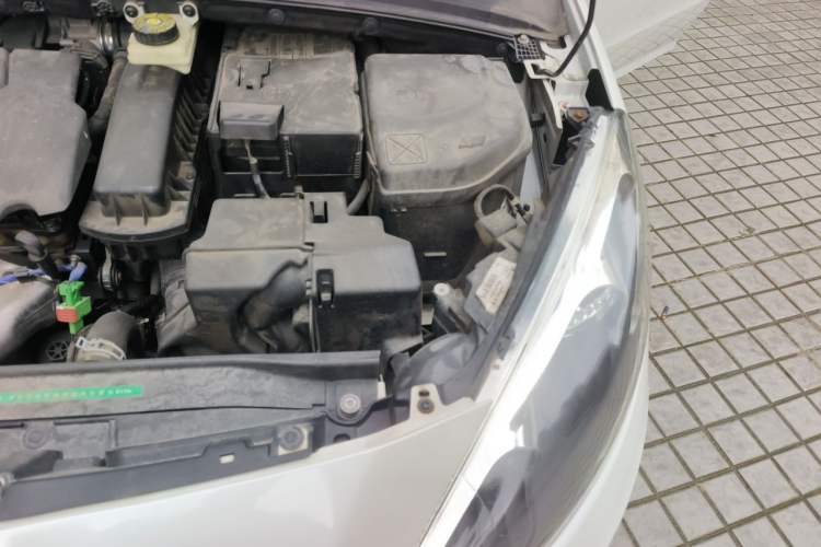 Used Peugeot 308 2014 Enjoyment Edition Classic 1.6L Automatic Fashion Model Engine Bay Left