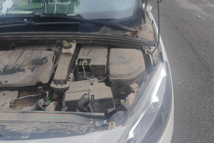 Used Peugeot 308 2014 Enjoy Edition Classic 1.6L Manual YouShang Model Engine Bay Left