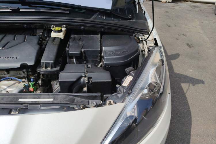 Used Peugeot 308 2014 Enjoy Edition Classic 1.6L Manual YouShang Model Engine Bay Left