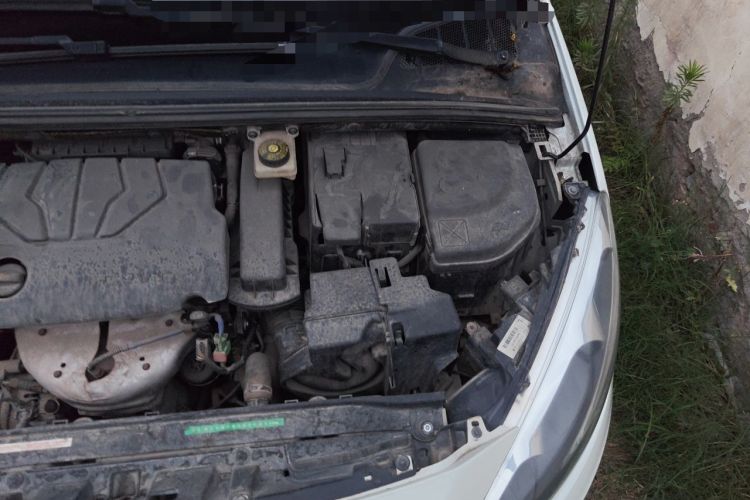Used Peugeot 308 2014 Enjoy Edition Classic 1.6L Manual YouShang Model Engine Bay Left