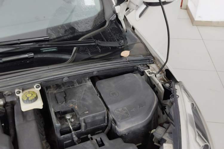 Used Peugeot 308 2014 Enjoy Edition Classic 1.6L Manual Fashion Model Engine Bay Left
