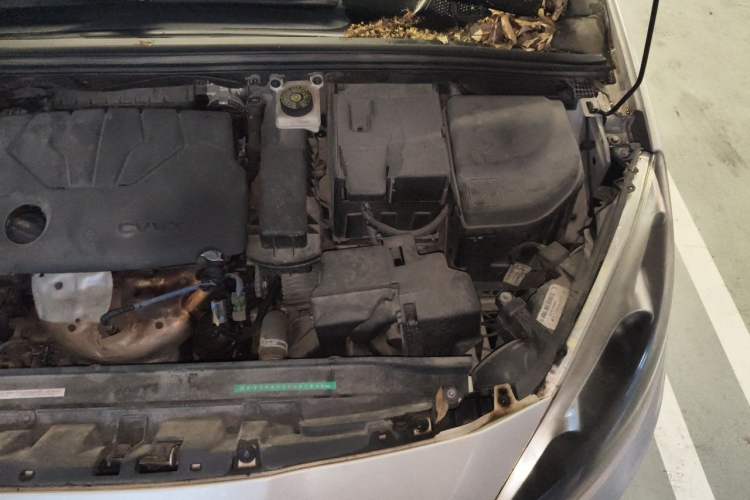 Used Peugeot 308 2014 Enjoy Edition Classic 1.6L Manual YouShang Model Engine Bay Left