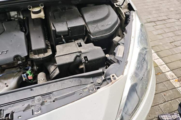 Used Peugeot 308 2014 Enjoy Edition Classic 1.6L Manual YouShang Model Engine Bay Left