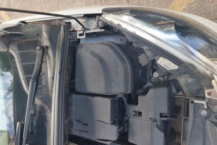 Used Peugeot 308 2014 Enjoyment Edition Classic 1.6L Automatic Fashion Model Engine Bay Left