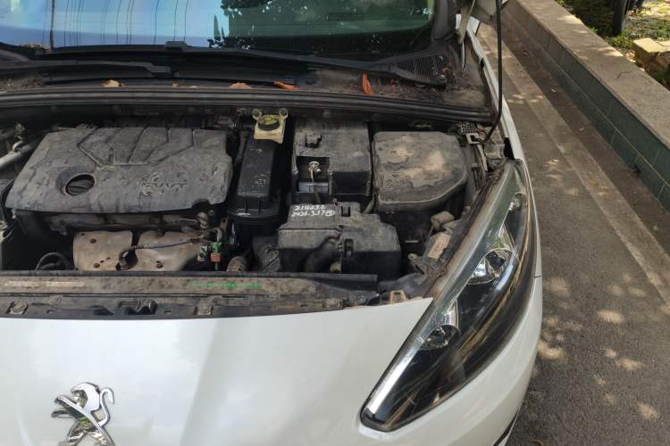 Used Peugeot 308 2014 Enjoy Edition Classic 1.6L Automatic Premium Model Engine Bay Left