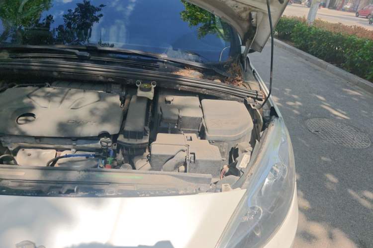 Used Peugeot 308 2014 Enjoy Edition Classic 1.6L Manual YouShang Model Engine Bay Left