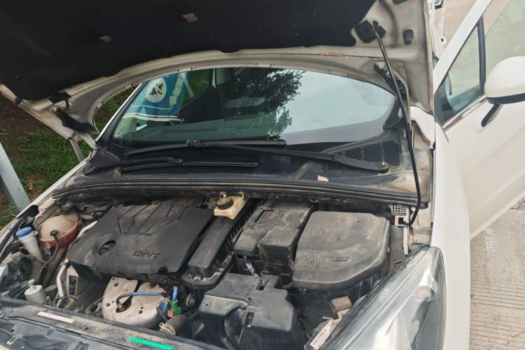 Used Peugeot 308 2014 Enjoy Edition Classic 1.6L Manual YouShang Model Engine Bay Left