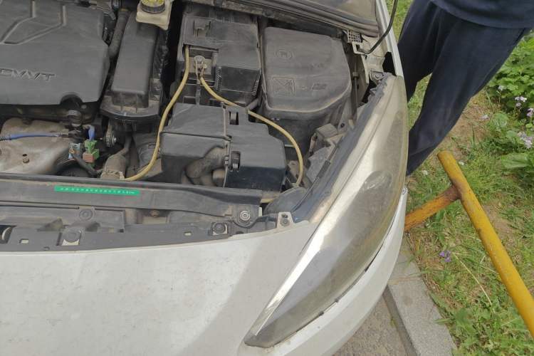 Used Peugeot 308 2014 Enjoy Edition Classic 1.6L Manual YouShang Model Engine Bay Left