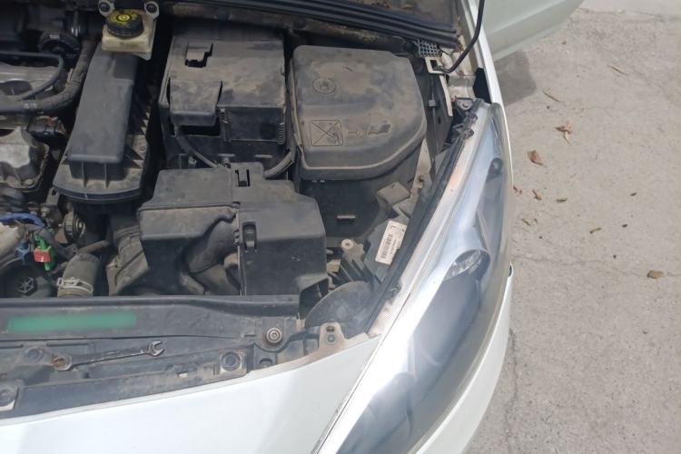 Used Peugeot 308 2014 Enjoy Edition Classic 1.6L Manual YouShang Model Engine Bay Left
