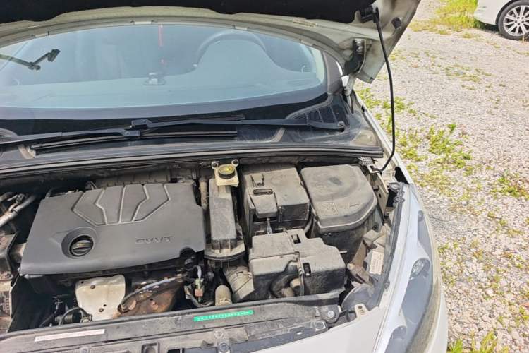 Used Peugeot 308 2014 Enjoy Edition Classic 1.6L Manual YouShang Model Engine Bay Left