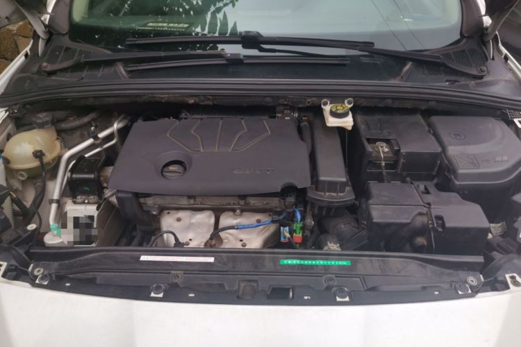 Used Peugeot 308 2014 Enjoy Edition Classic 1.6L Manual YouShang Model Engine Bay