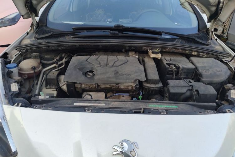 Used Peugeot 308 2014 Enjoy Edition Classic 1.6L Manual YouShang Model Engine Bay