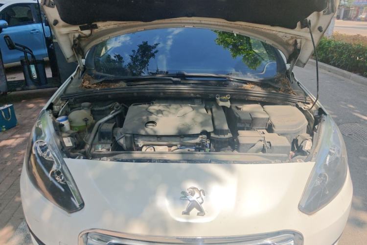 Used Peugeot 308 2014 Enjoy Edition Classic 1.6L Manual YouShang Model Engine Bay