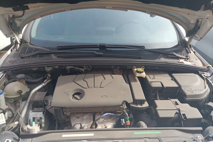 Used Peugeot 308 2014 Enjoy Edition Classic 1.6L Manual YouShang Model Engine Bay