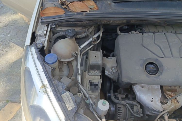 Used Peugeot 308 2014 Enjoy Edition Classic 1.6L Manual YouShang Model Engine Bay Right