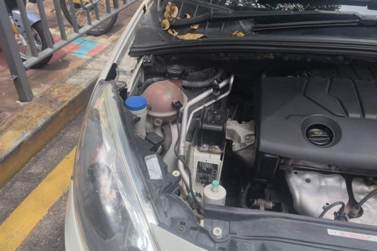 Used Peugeot 308 2014 Enjoy Edition Classic 1.6L Manual YouShang Model Engine Bay Right