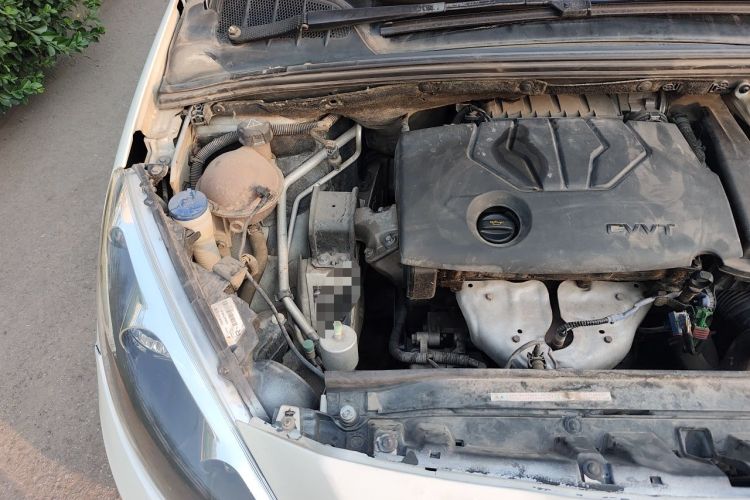 Used Peugeot 308 2014 Enjoy Edition Classic 1.6L Manual YouShang Model Engine Bay Right