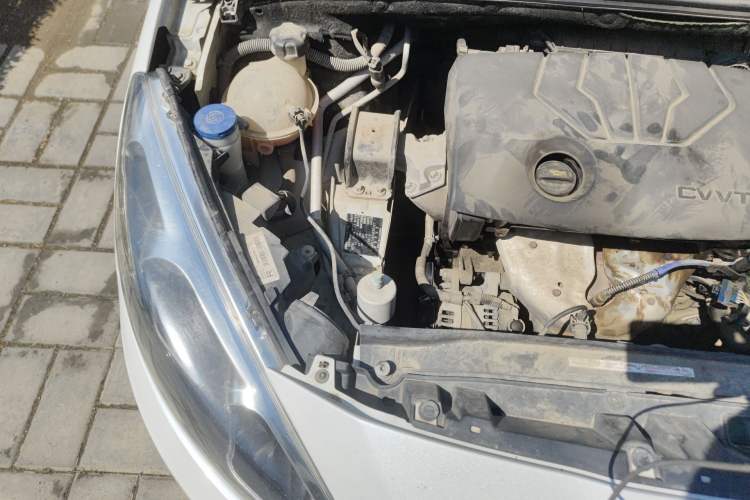 Used Peugeot 308 2014 Enjoy Edition Classic 1.6L Manual YouShang Model Engine Bay Right