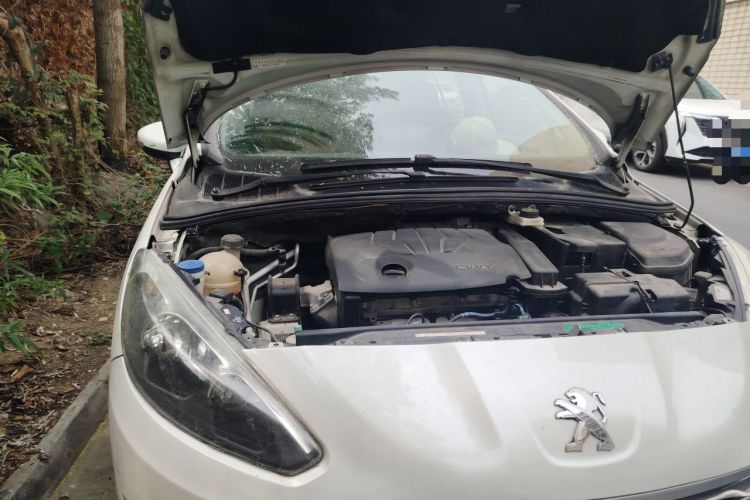 Used Peugeot 308 2014 Enjoy Edition Classic 1.6L Manual Fashion Model Engine Bay Right