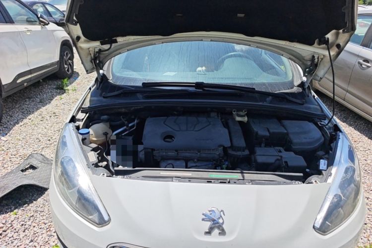 Used Peugeot 308 2014 Enjoy Edition Classic 1.6L Manual YouShang Model Engine Bay Right