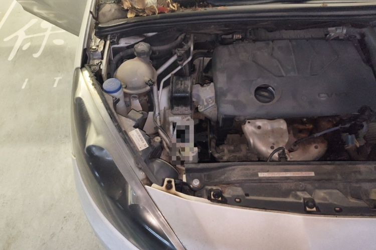 Used Peugeot 308 2014 Enjoy Edition Classic 1.6L Manual YouShang Model Engine Bay Right