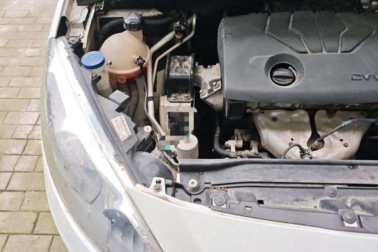 Used Peugeot 308 2014 Enjoy Edition Classic 1.6L Manual YouShang Model Engine Bay Right