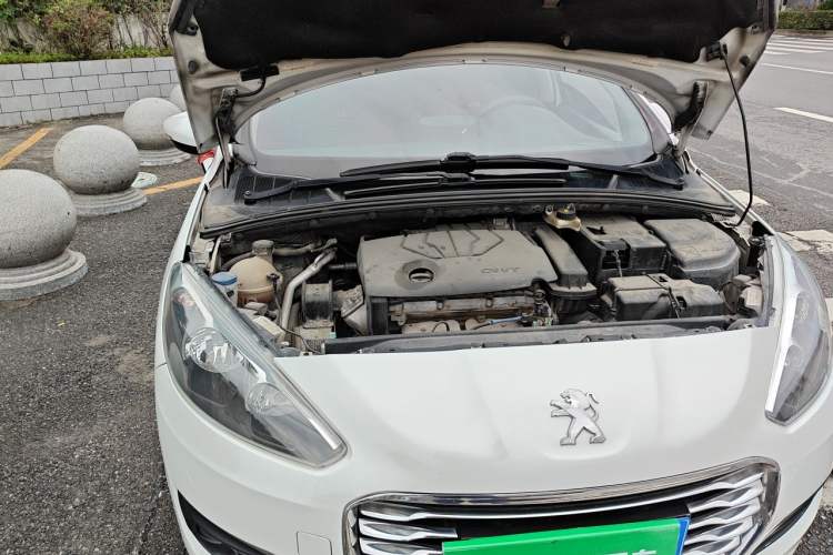 Used Peugeot 308 2014 Enjoy Edition Classic 1.6L Manual YouShang Model Engine Bay Right