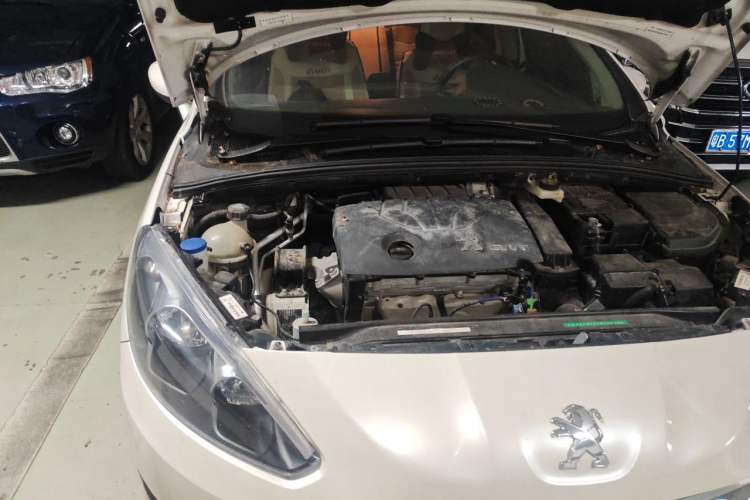 Used Peugeot 308 2014 Enjoy Edition Classic 1.6L Manual Fashion Model Engine Bay Right