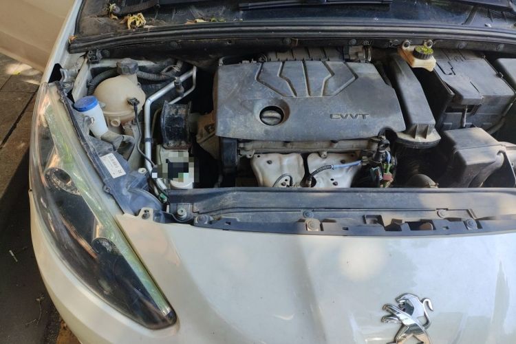 Used Peugeot 308 2014 Enjoy Edition Classic 1.6L Manual YouShang Model Engine Bay Right