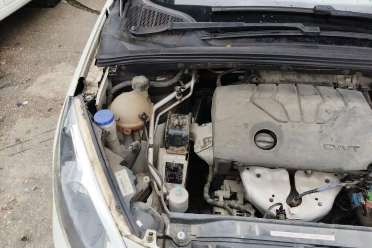 Used Peugeot 308 2014 Enjoy Edition Classic 1.6L Manual YouShang Model Engine Bay Right
