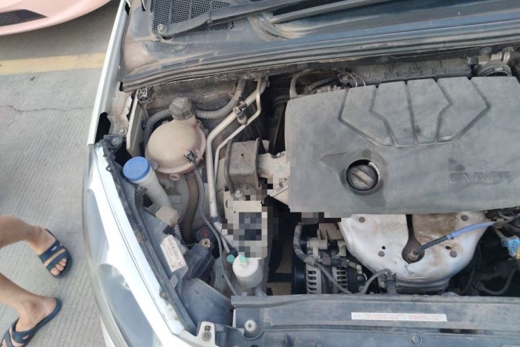 Used Peugeot 308 2014 Enjoy Edition Classic 1.6L Manual YouShang Model Engine Bay Right